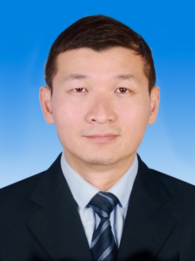谢华2019.jpg